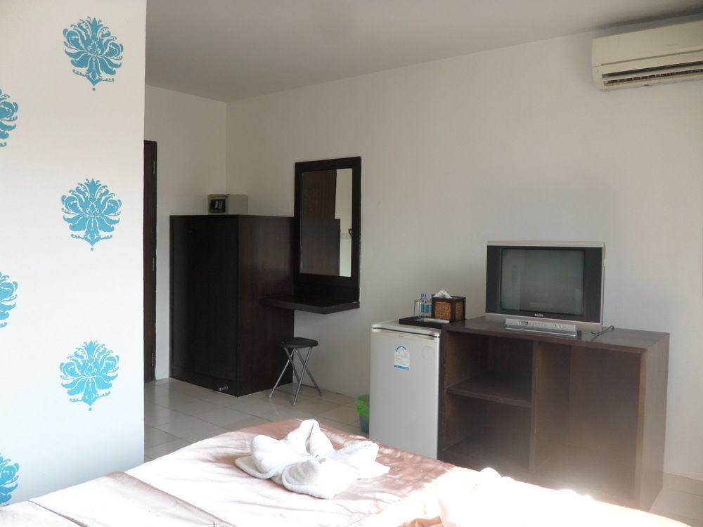 Baan Kanta Hotel Хуа Хин Екстериор снимка