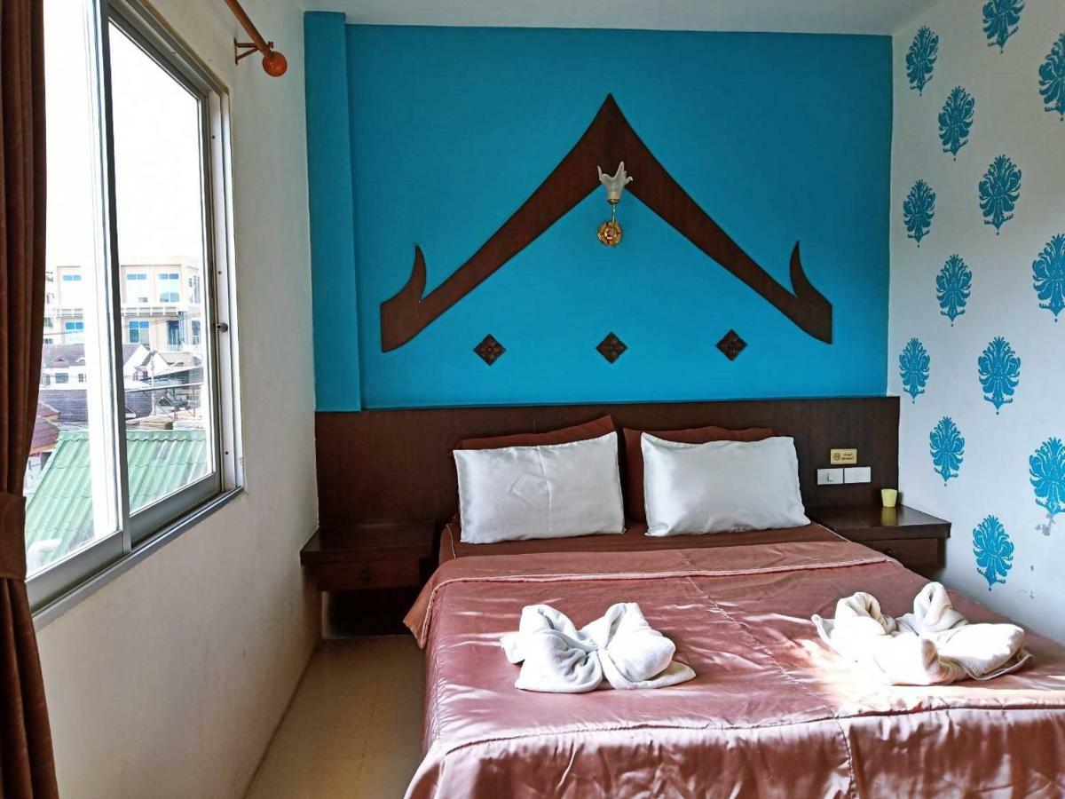 Baan Kanta Hotel Хуа Хин Екстериор снимка