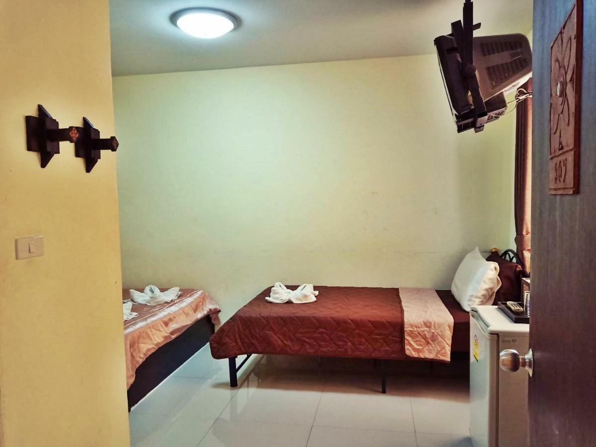 Baan Kanta Hotel Хуа Хин Екстериор снимка