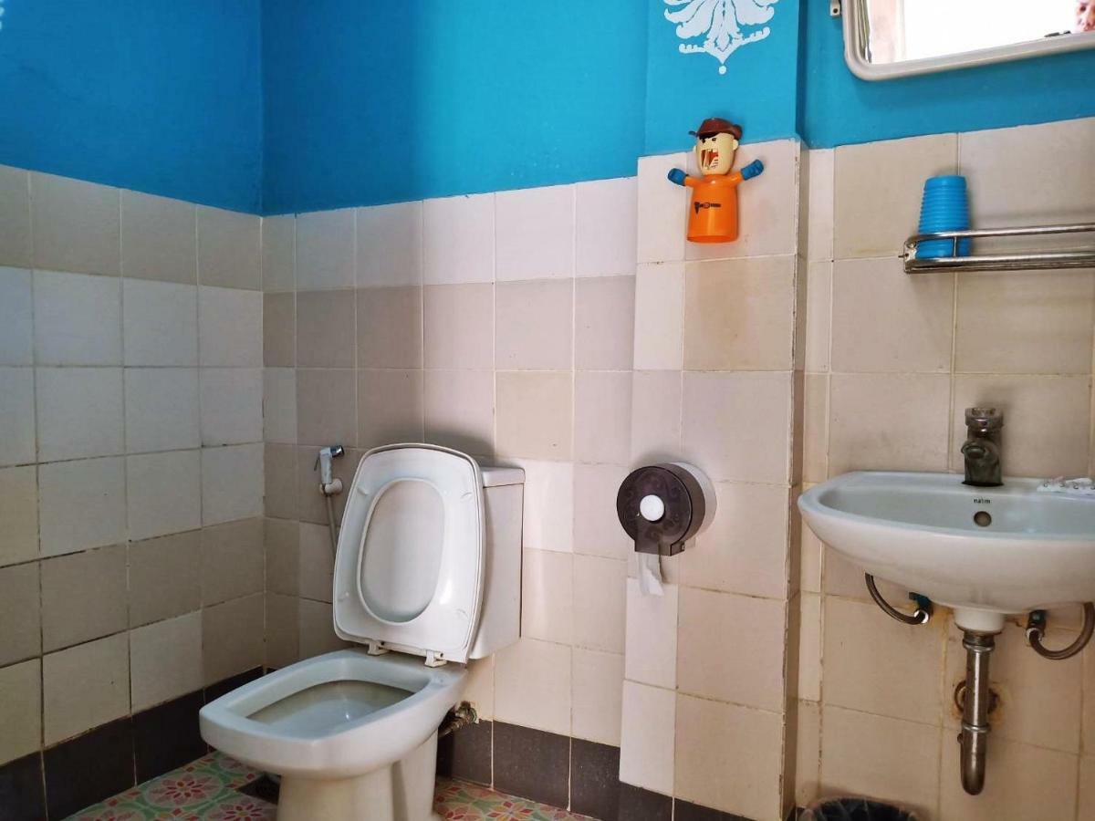 Baan Kanta Hotel Хуа Хин Екстериор снимка