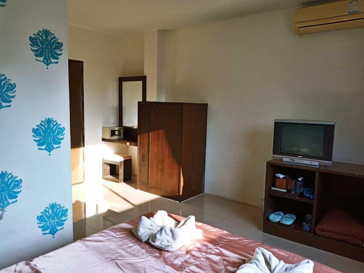 Baan Kanta Hotel Хуа Хин Екстериор снимка