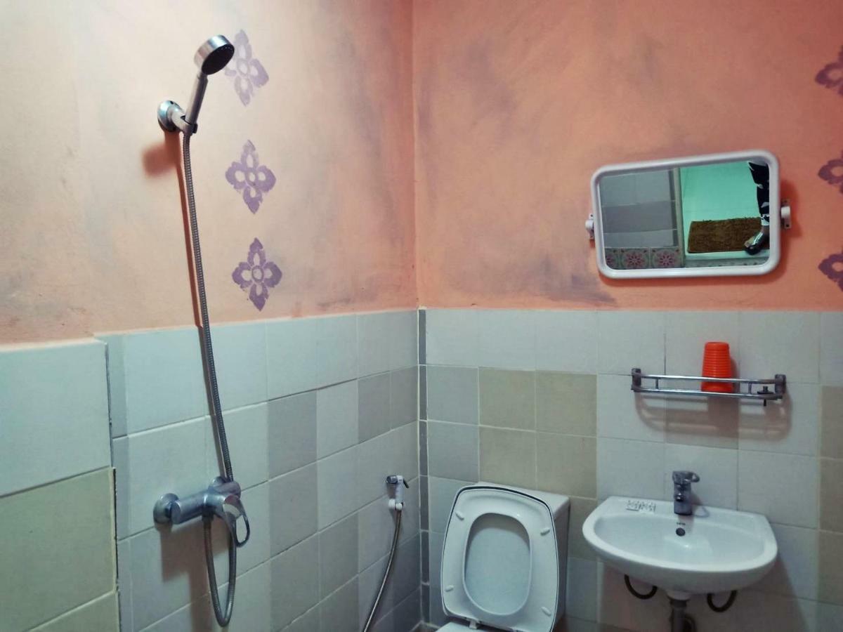 Baan Kanta Hotel Хуа Хин Екстериор снимка